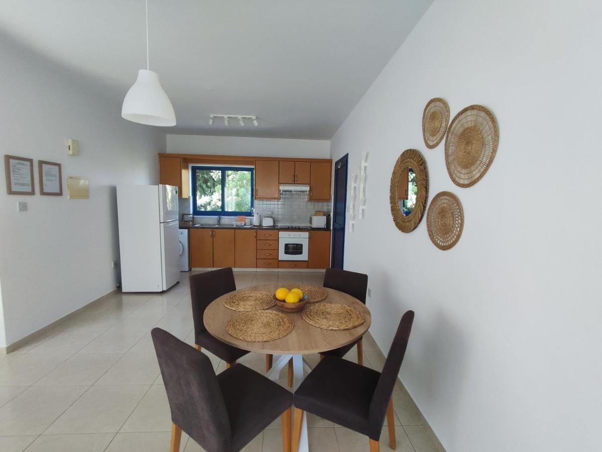 Apartament Marina Gardens Pafos Zewnętrze zdjęcie